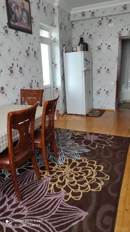 Satılır 3 otaqlı mənzil 148 m²