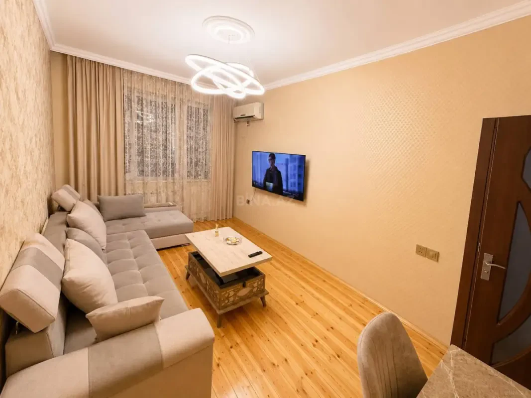 Satılır 2 otaqlı mənzil 58 m²
