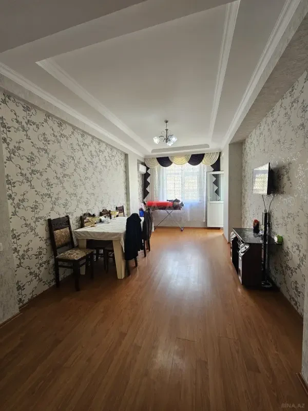 Satılır 2 otaqlı mənzil 57 m²