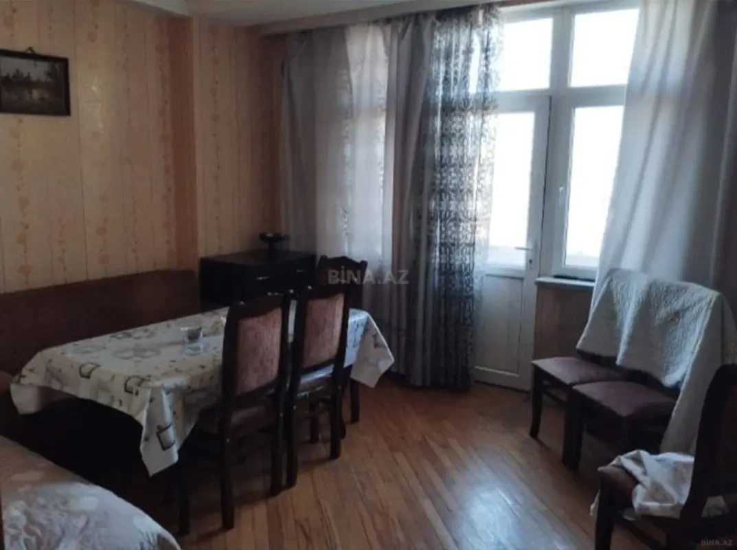 Satılır 2 otaqlı mənzil 55 m²