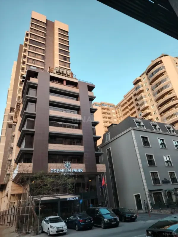 Kirayə verilir 3 otaqlı mənzil 114 m²