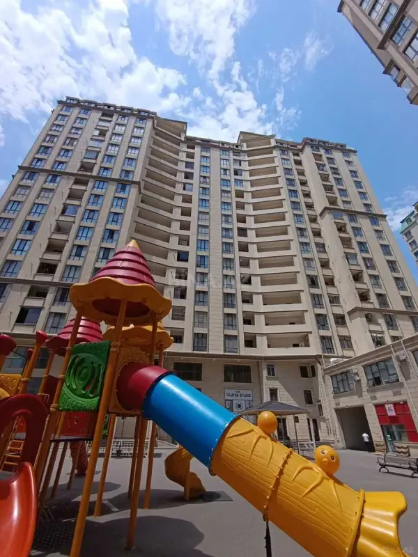 Satılır 2 otaqlı mənzil 60 m²