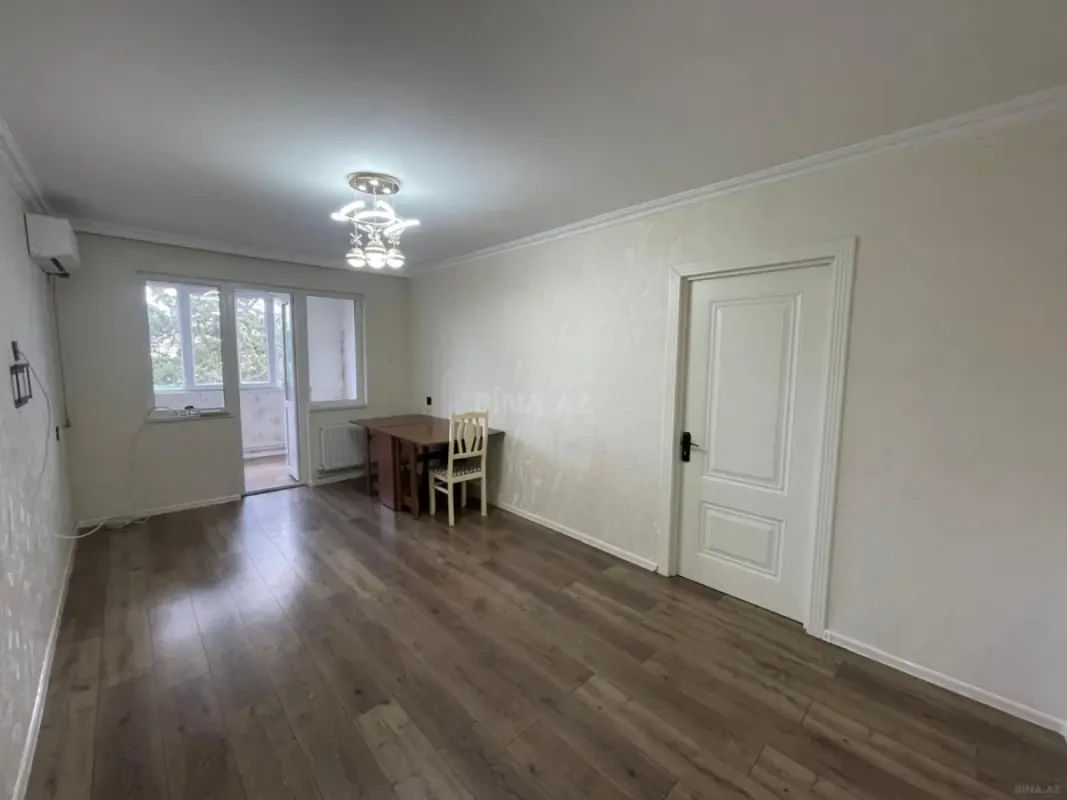 Kirayə verilir 2 otaqlı mənzil 60 m²