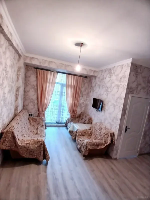 Kirayə verilir 2 otaqlı mənzil 60 m²