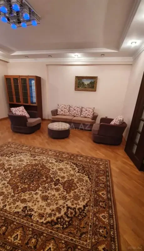 Kirayə verilir 2 otaqlı mənzil 100 m²
