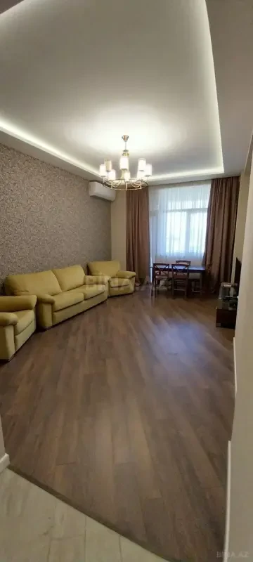 Kirayə verilir 2 otaqlı mənzil 100 m²