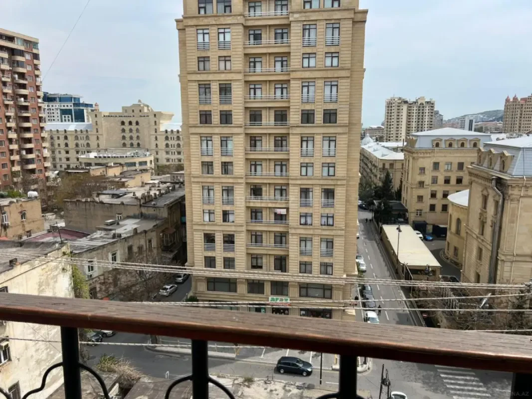 Satılır 3 otaqlı mənzil 80 m²