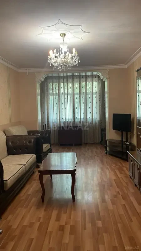 Kirayə verilir 3 otaqlı mənzil 90 m²