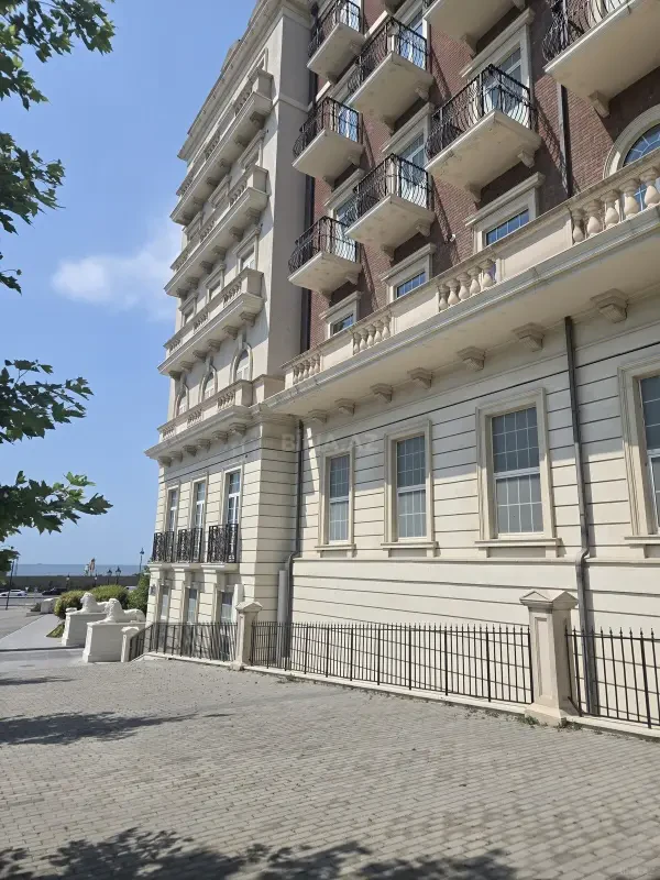 Kirayə verilir 2 otaqlı mənzil 60 m²