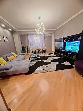 Satılır 3 otaqlı mənzil 150 m² — Bakı, Nərimanov 3 otaq 150.00 m²