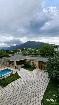 Satılır obyekt 290 m² — Qəbələ 290.00 m²
