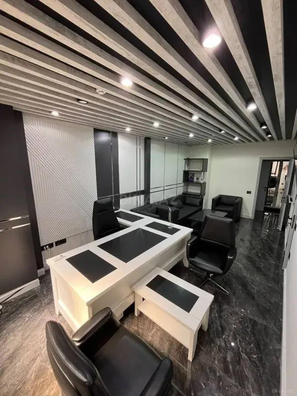 Kirayə verilir 7 otaqlı ofis 170 m²