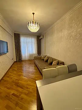 Kirayə verilir 3 otaqlı mənzil 102 m² — Bakı 3 otaq 102.00 m²
