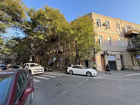 Satılır 3 otaqlı mənzil 90 m² — Bakı 3 otaq 90.00 m²