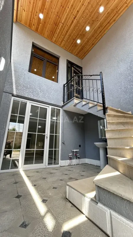 Satılır 5 otaqlı həyət evi 130 m²