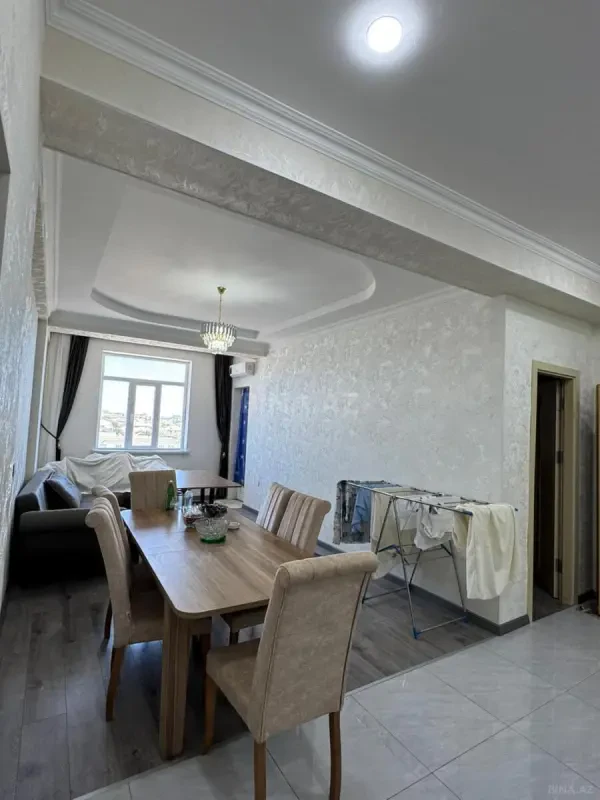 Satılır 2 otaqlı mənzil 65 m²