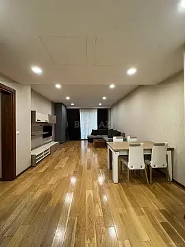 Kirayə verilir 3 otaqlı mənzil 140 m² — Bakı, Səbail 3 otaq 140.00 m²