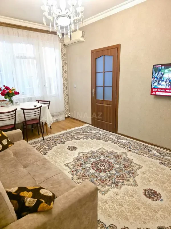 Satılır 2 otaqlı mənzil 38 m²