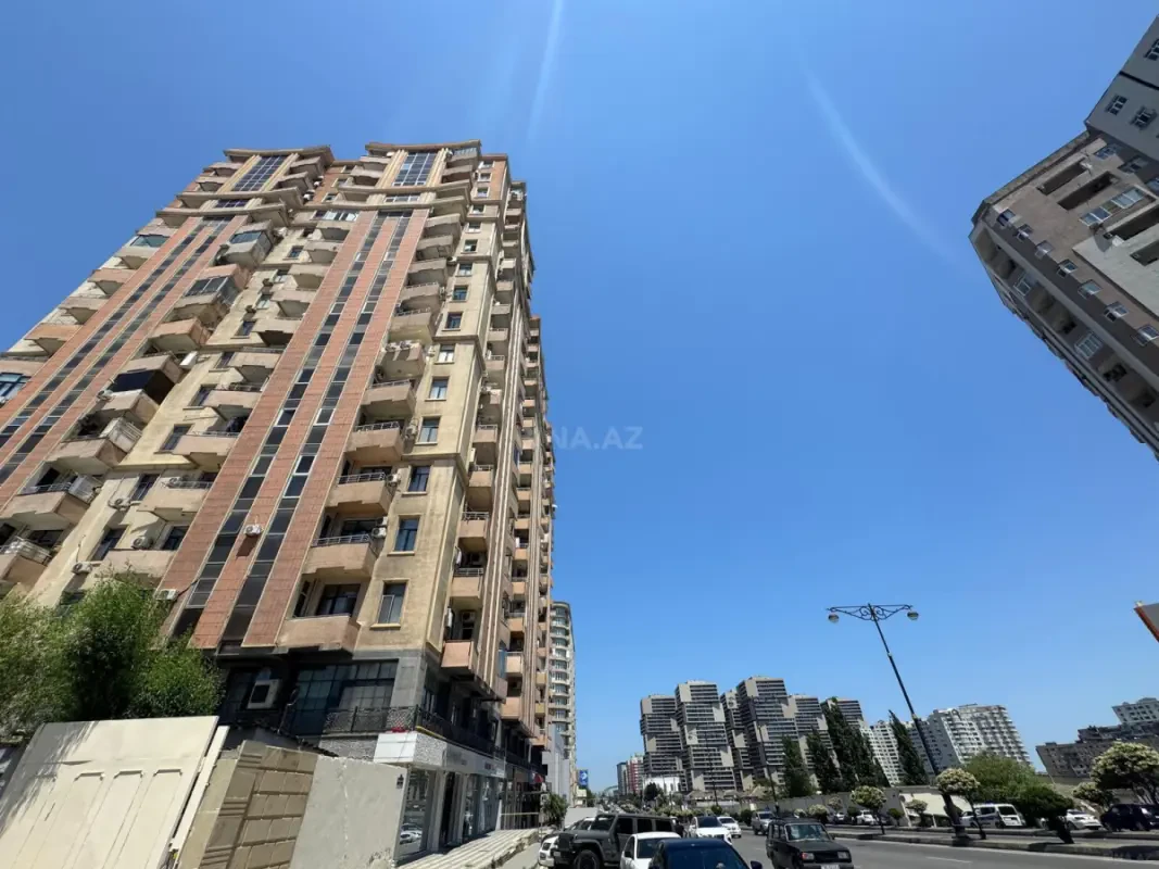 Satılır 3 otaqlı mənzil 100 m²
