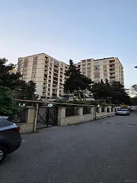 Satılır 3 otaqlı mənzil 180 m² — Bakı, Əhmədli 3 otaq 180.00 m²