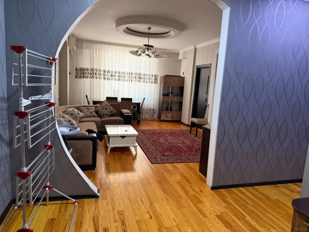 Satılır 3 otaqlı mənzil 90 m²