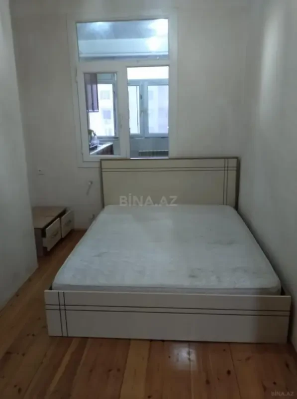 Kirayə verilir 2 otaqlı mənzil 90 m²