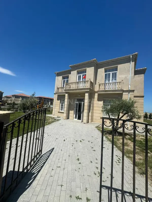 Kirayə verilir 6 otaqlı həyət evi 350 m²