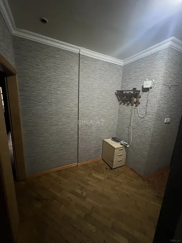 Kirayə verilir 2 otaqlı mənzil 65 m²