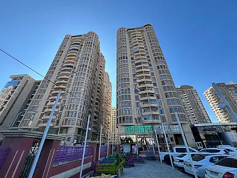 Satılır 3 otaqlı mənzil 226 m² — Bakı, Xətai 3 otaq 226.00 m²