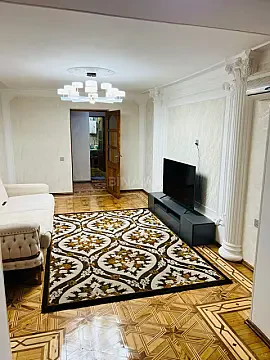 Satılır 3 otaqlı mənzil 88 m² — Bakı, İnşaatçılar 3 otaq 88.00 m²