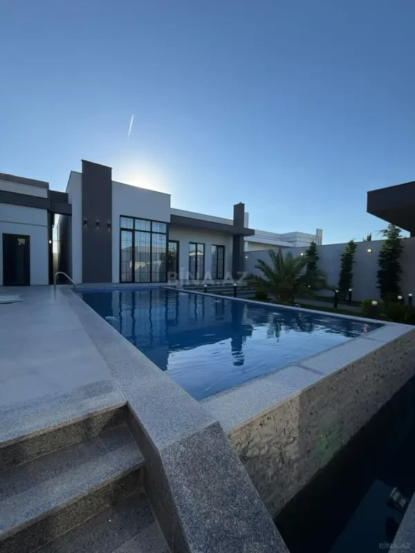 Satılır 4 otaqlı həyət evi 200 m²