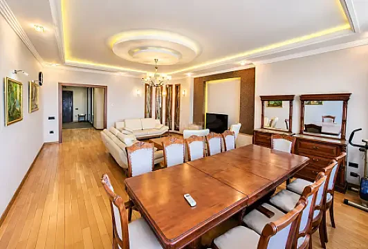 Satılır 4 otaqlı mənzil 201.4 m² — Bakı 4 otaq 201.40 m²