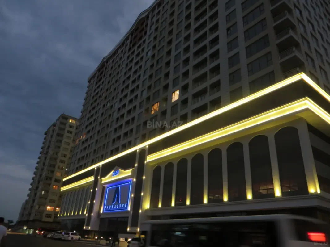 Kirayə verilir 3 otaqlı mənzil 120 m²