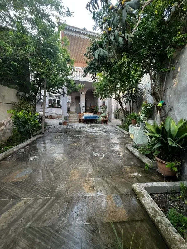 Satılır 5 otaqlı həyət evi 350 m²