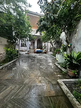 Satılır 5 otaqlı həyət evi 350 m² — Bakı, M.Ə.Rəsulzadə qəs. 5 otaq 350.00 m²