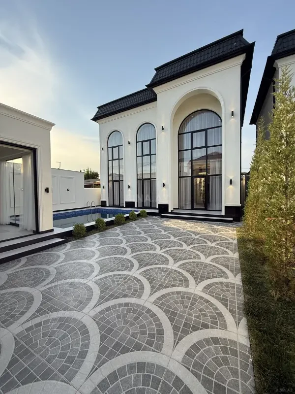 Satılır 4 otaqlı həyət evi 200 m²