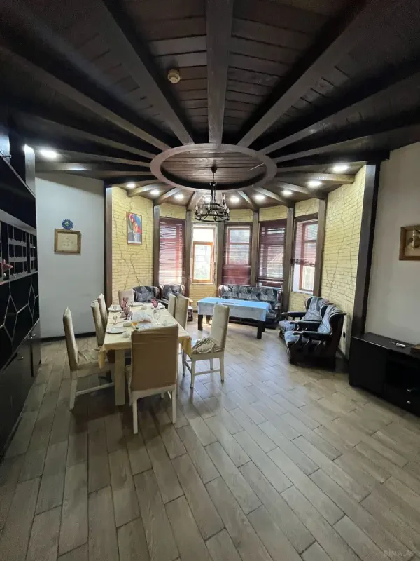 Kirayə verilir obyekt 1000 m²