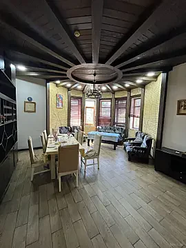 Kirayə verilir obyekt 1000 m² — Bakı, Bakıxanov 1000.00 m²