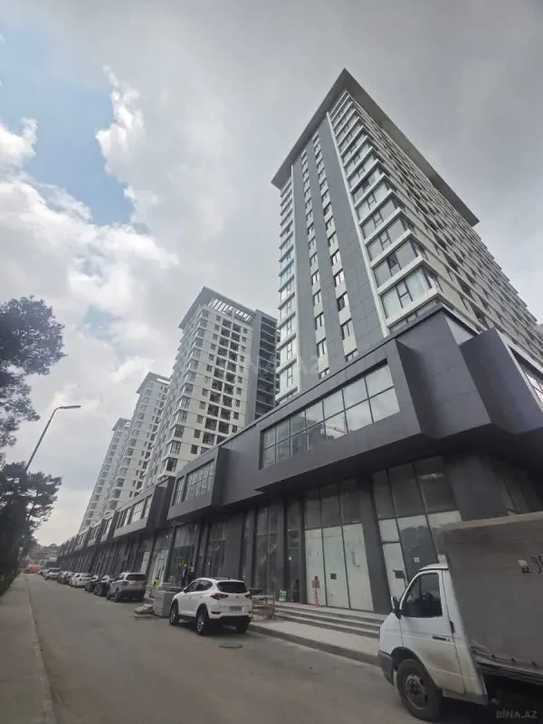 Satılır 3 otaqlı mənzil 110 m²