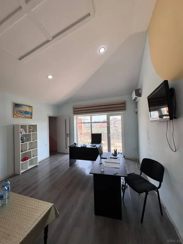 Kirayə verilir 1 otaqlı ofis 20 m²