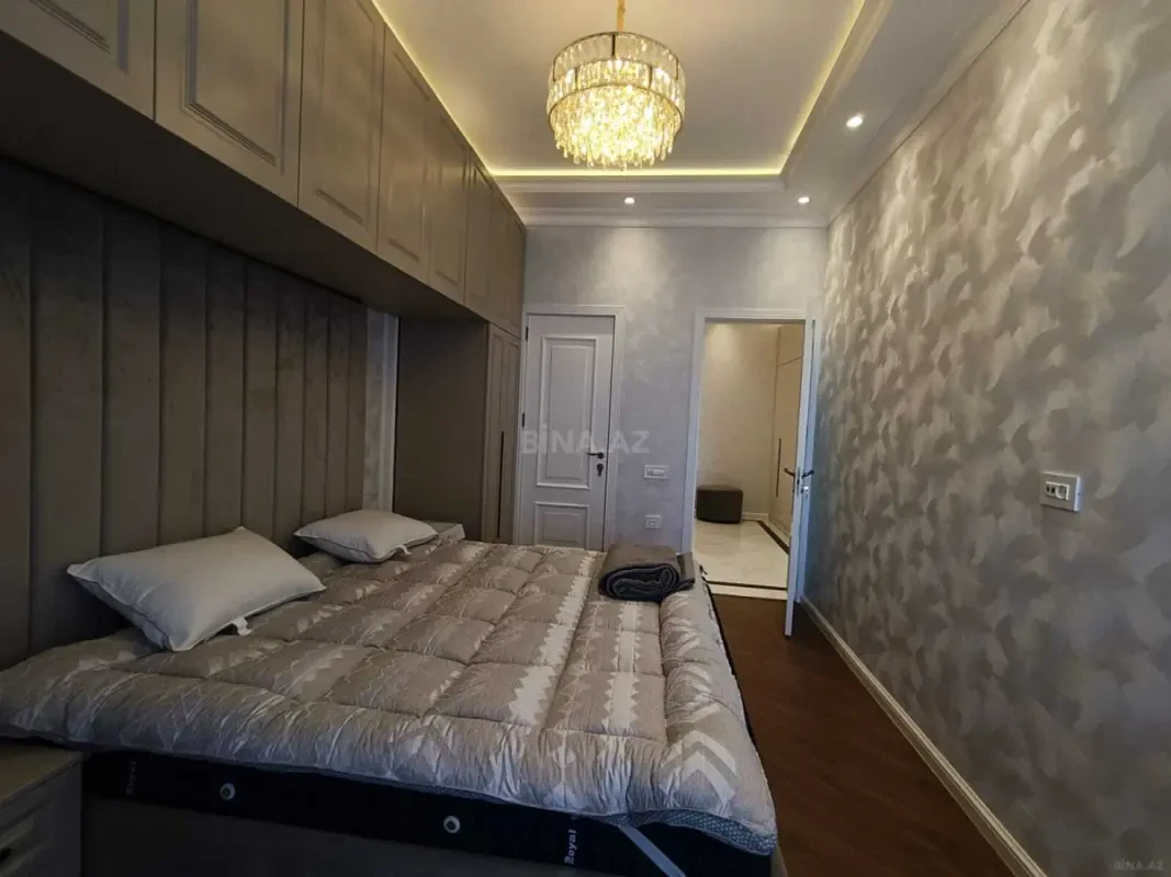 Kirayə verilir 3 otaqlı mənzil 120 m²