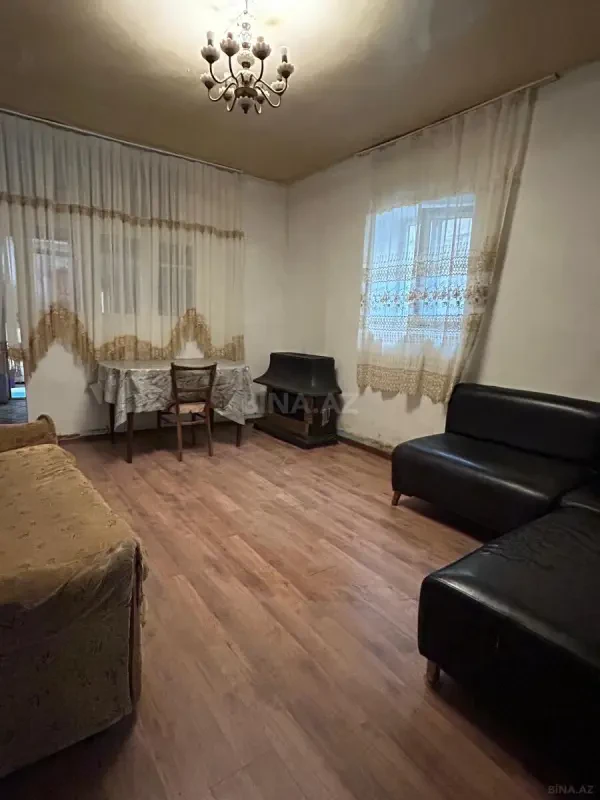 Kirayə verilir 2 otaqlı həyət evi 30 m²