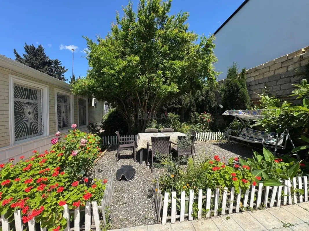 Satılır 4 otaqlı həyət evi 130 m²