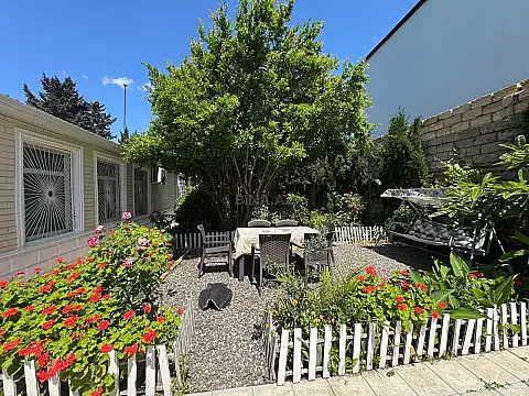 Satılır 4 otaqlı həyət evi 130 m² — Bakı, Bakıxanov 4 otaq 130.00 m²