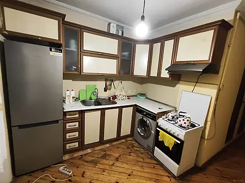 Kirayə verilir 3 otaqlı mənzil 85 m² — Bakı, Həzi Aslanov qəs. 3 otaq 85.00 m²