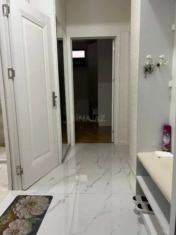Kirayə verilir 2 otaqlı mənzil 60 m²