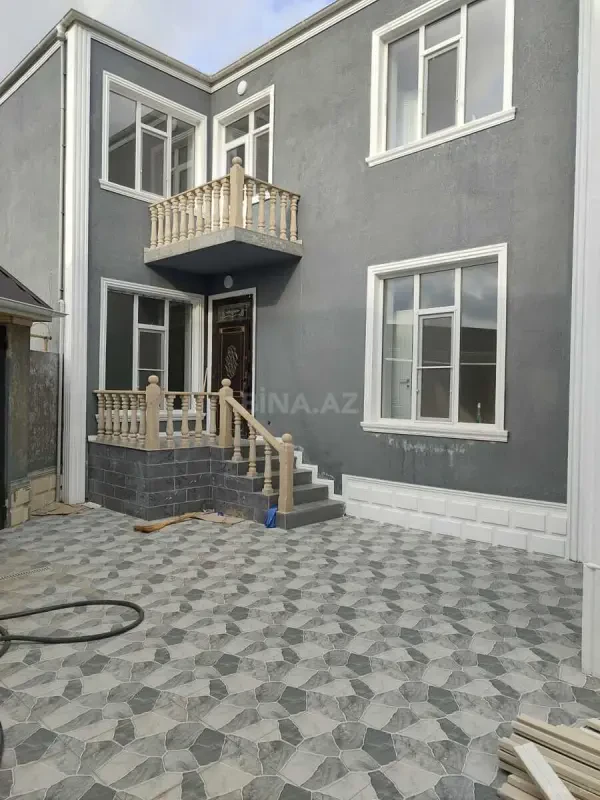 Satılır 4 otaqlı həyət evi 110 m²