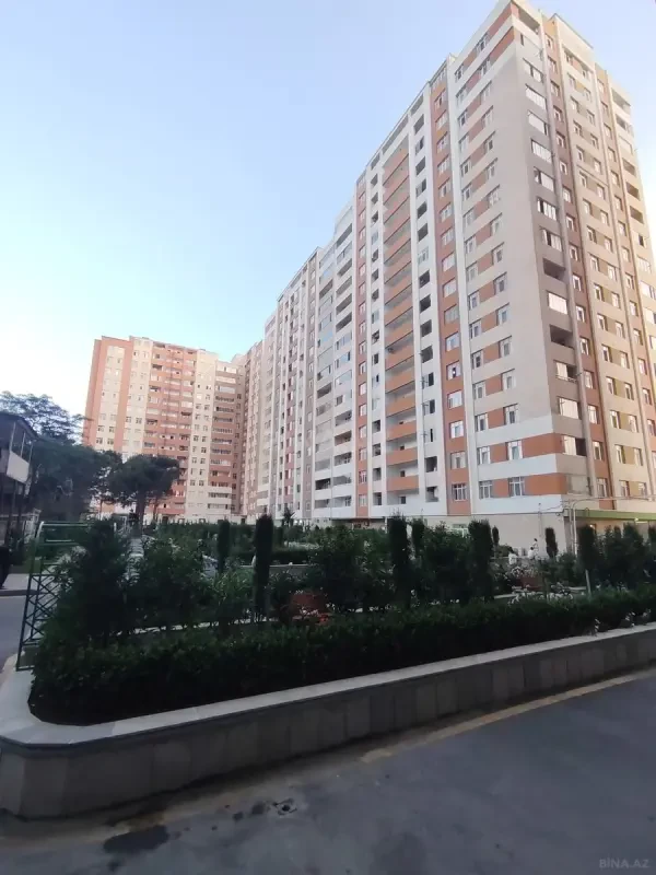 Satılır 3 otaqlı mənzil 119 m²