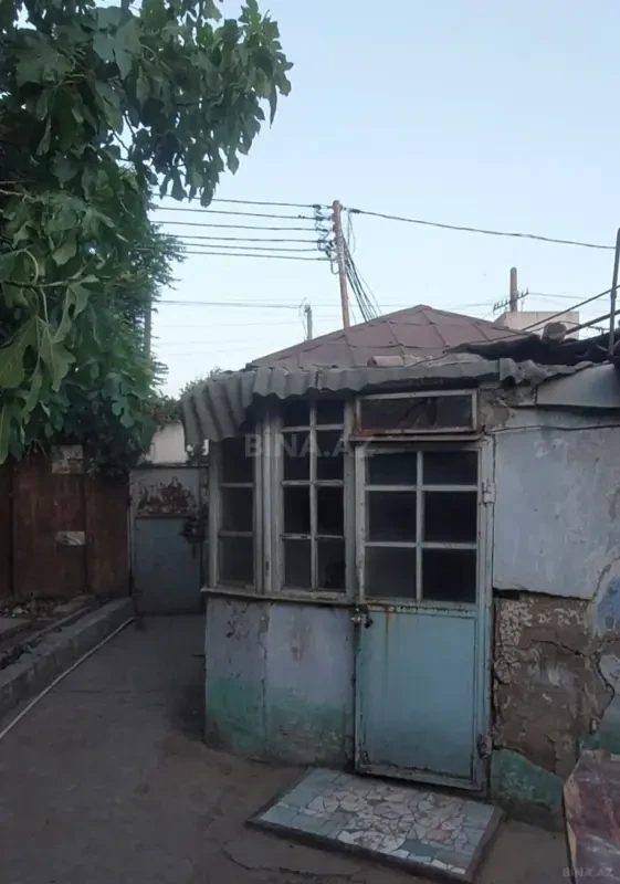 Satılır 4 otaqlı həyət evi 200 m²