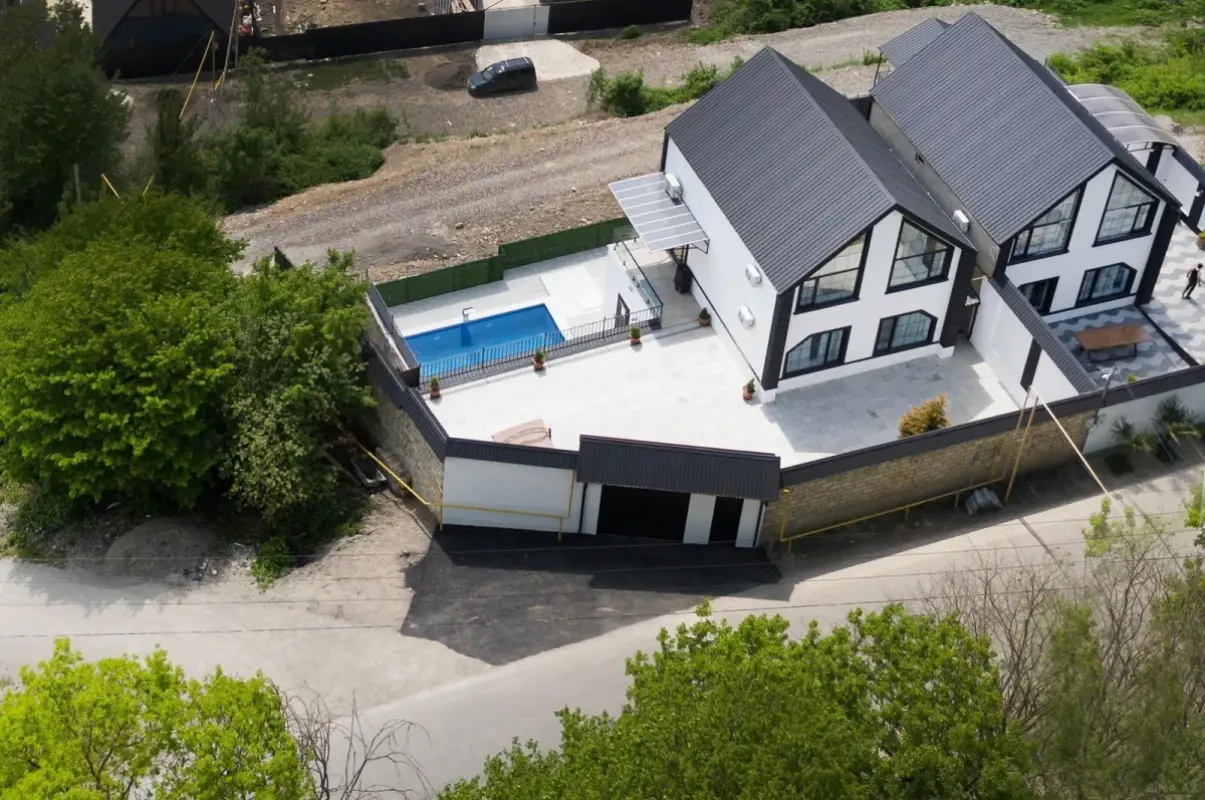 Kirayə verilir 5 otaqlı həyət evi 180 m²